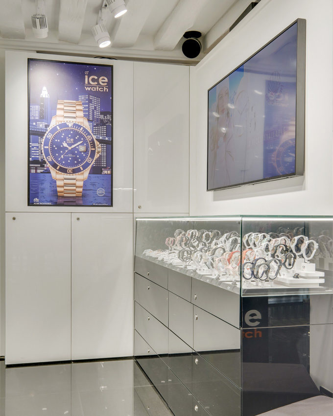 Stanislas Eurieult Architectures : Retail : Flagship parisien d'ice watch 