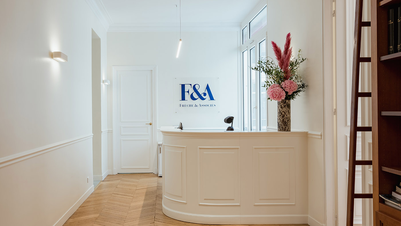 ETOILE - 1.300m²